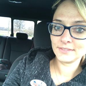 Meet your Posher, April